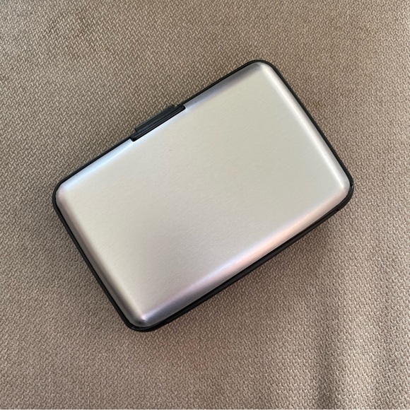 Business Card Holder Silver - Brandnew - Picture 6 of 7